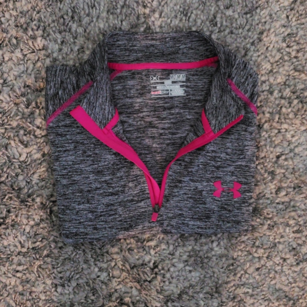 Under Armor Long sleeve light weight quarter zip